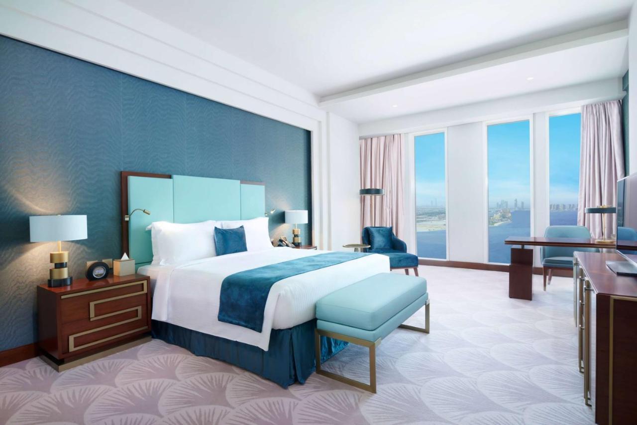 Wyndham Grand Doha West Bay Beach Bagian luar foto Deluxe Room